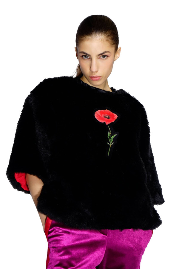 Oversized fur top with poppy